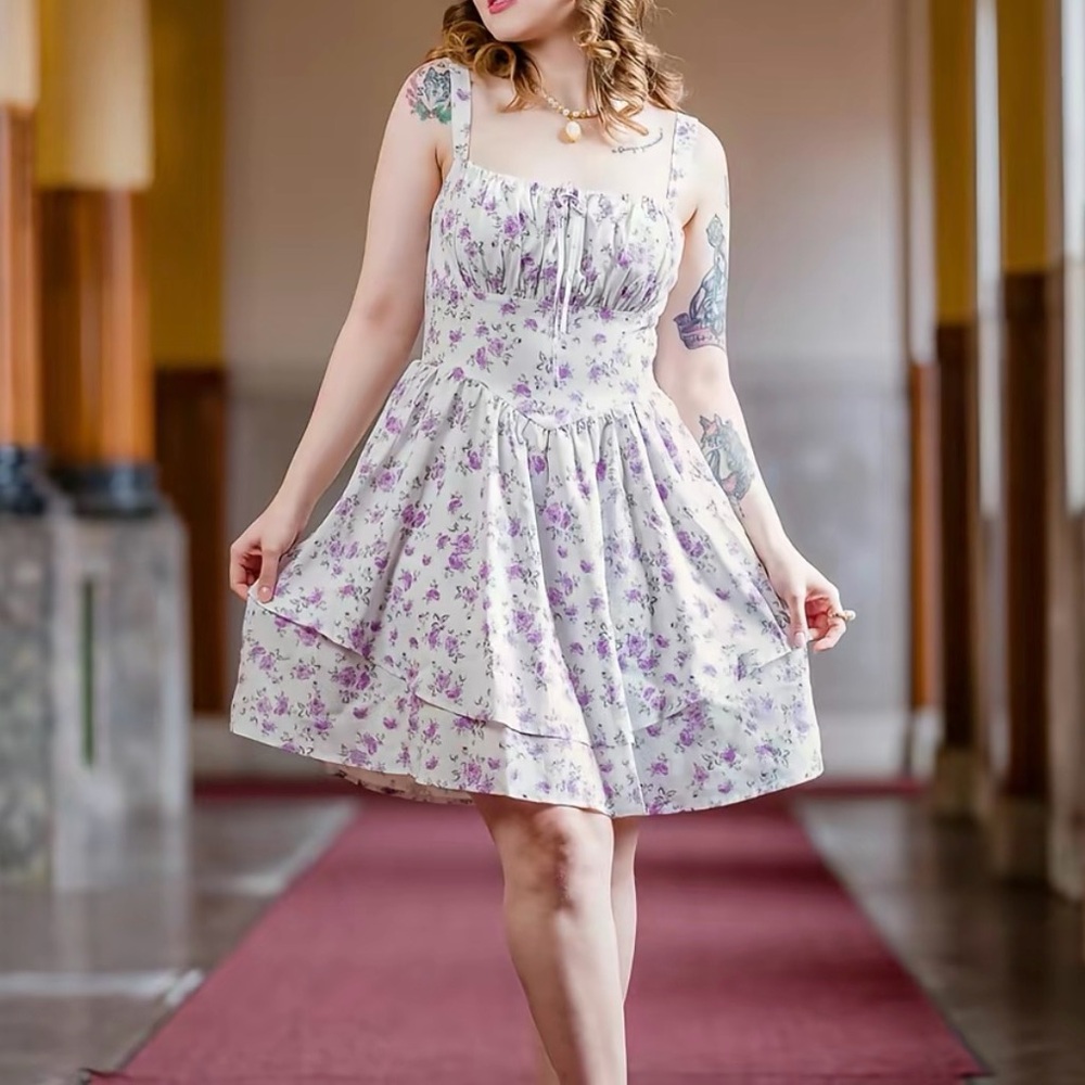 Floral Sweetheart Sundress in Lavender and White - Picture 3 of 3